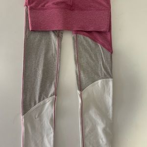 We/Me Colorblock Leggings, size xs